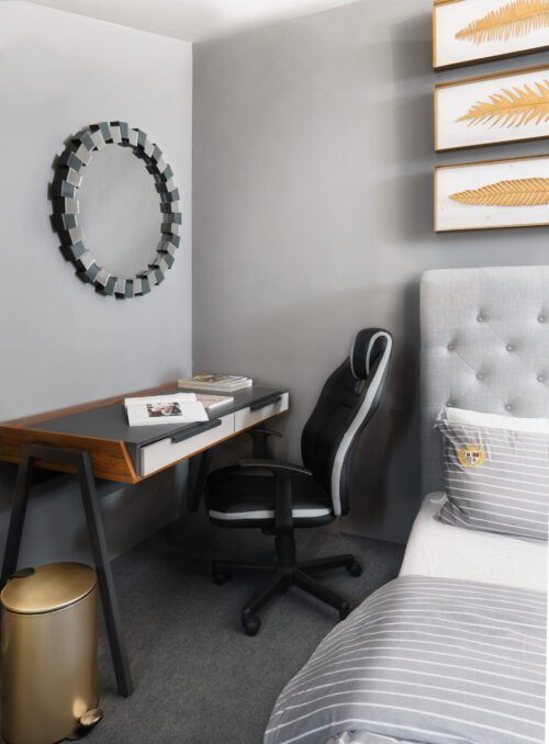 Reasons why open-concept offices are all the rage.