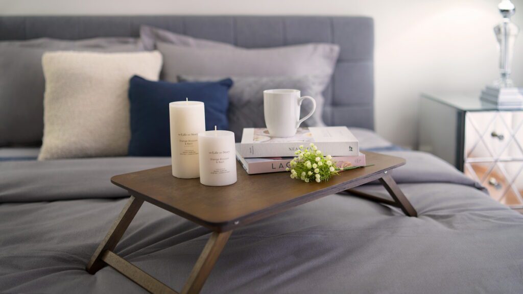 Breakfast in bed tray