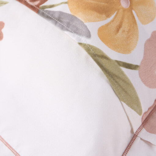 Bedding Set (4 Piece) - Image 5