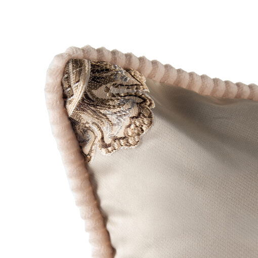 Cushion - Image 4