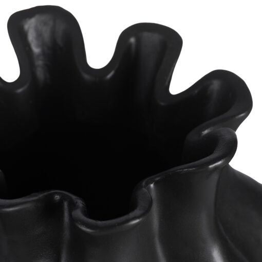 Tulip Shaped Vase (H19.8cm) - Image 2